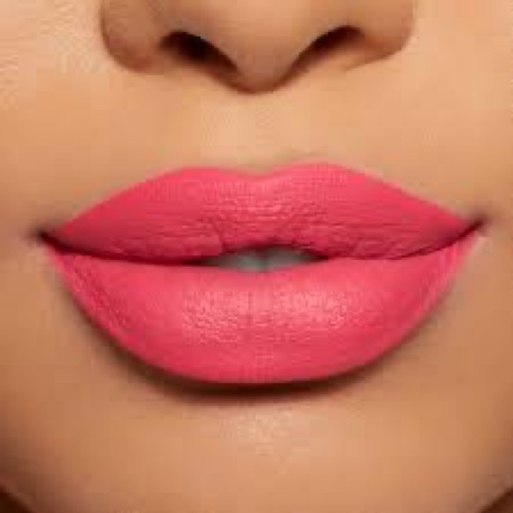 Kylie Lip Kit ‘Party Girl’ Lip & Liner Duo